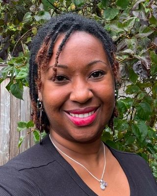 Photo of Shannon Jeffreys, Clinical Social Work/Therapist, MSW, LSWAIC