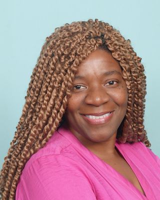 Photo of Verona Sealey, Marriage & Family Therapist Associate, LAMFT
