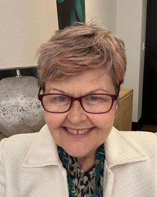Photo of Careena Cook, Psychotherapist, ACA-L4
