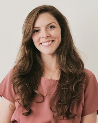 Photo of Courtney Miller, Pre-Licensed Professional