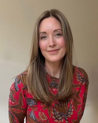 Photo of Leah Farrell-Carnahan, Psychologist, PhD, LCP