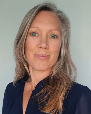 Photo of Susi Halley, Psychotherapist, COSRT Accred