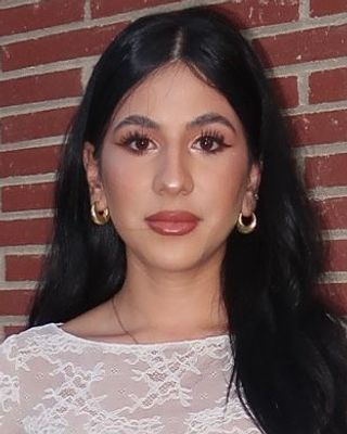 Photo of Kimberly Hulloa, Marriage & Family Therapist, MS, LMFT