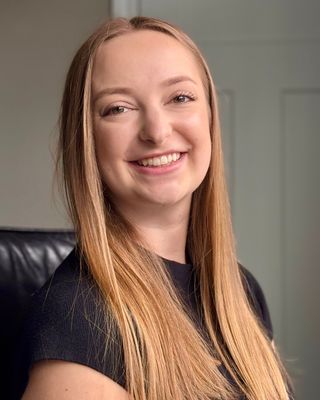 Photo of Hannah Bradford, Pre-Licensed Professional, MA, NCC