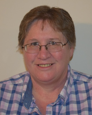 Photo of Vickie Neapolitan, Clinical Social Work/Therapist, MSW, LCSW