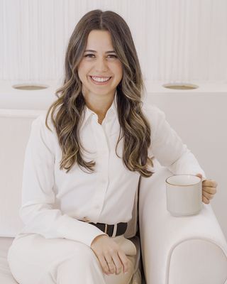 Photo of Rachel Costa, Pre-Licensed Professional in Downtown, Toronto, ON