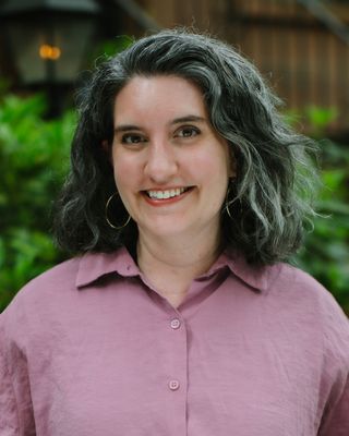 Photo of Lizzie McAdam, Art Therapist, LCAT, RDT, BCT
