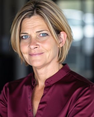 Photo of Alice Schuh, Clinical Social Work/Therapist, LSCSW, LMAC