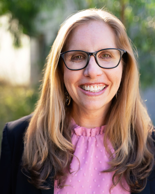 Photo of Jessie Borelli, Psychologist, PhD