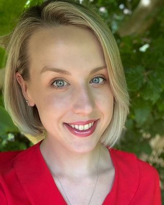 Photo of Lucy Fox, Psychotherapist, MSc, MBACP