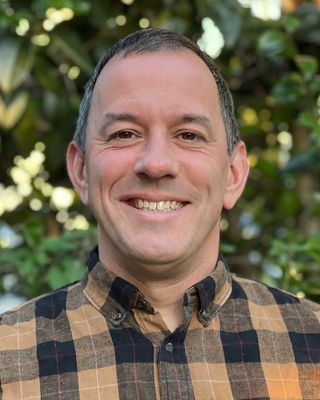 Photo of Kenny Pappaconstantinou, Associate Professional Clinical Counselor, APCC