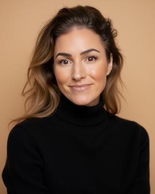 Photo of Michelle Lehoux, Registered Psychotherapist (Qualifying), BSc, BA, BEd, OCT