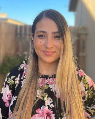 Photo of Yoselin Perez Lopez, Marriage & Family Therapist, LMFT