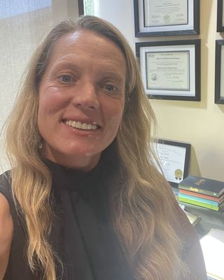 Photo of Erin Lindvall, Marriage & Family Therapist, PhD, LMFT, FAPA
