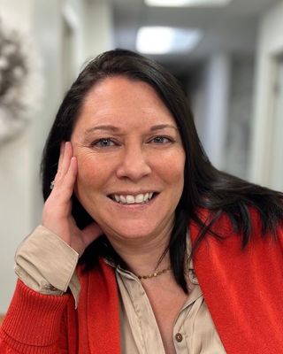 Photo of Anne Vickers, Registered Psychotherapist