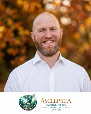 Photo of Christopher Hardy