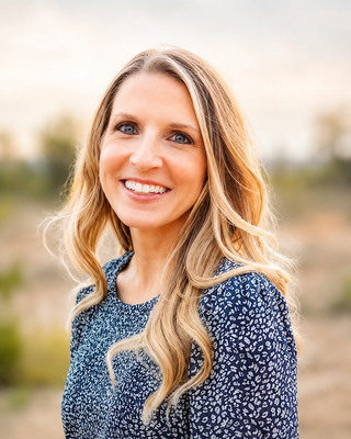 Photo of Lynsey Coalson, Licensed Professional Counselor Associate, MEd, LPC-A