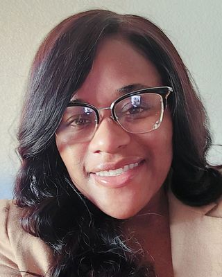 Photo of Nikki Smith, Clinical Social Work/Therapist, MSW, LCSW