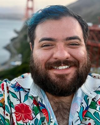 Photo of Noe Dueñas, Associate Professional Clinical Counselor, MS, APCC, CMHC