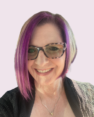 Photo of Gina Leveroni, Marriage & Family Therapist, LMFT