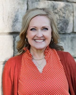 Photo of Holly McFarland, Licensed Professional Counselor