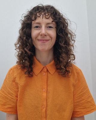 Photo of Zoe Woolley, Psychotherapist, MA, MBABCP