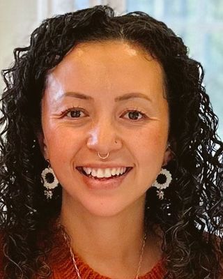 Photo of Stephanie Makani, Licensed Professional Counselor in Virginia