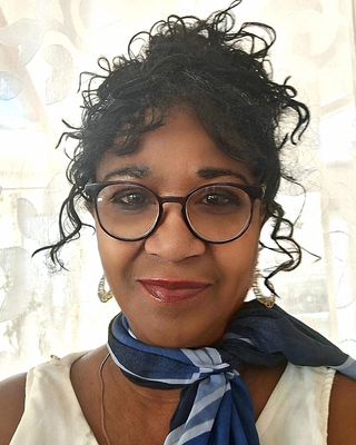 Photo of Linda Correa, Clinical Social Work/Therapist, LCSW