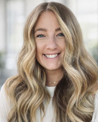 Photo of Jenna Walbeck, Clinical Social Work/Therapist, LMSW