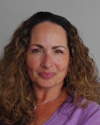 Photo of Aviva Kamander, Clinical Social Work/Therapist, LCSW, CLC