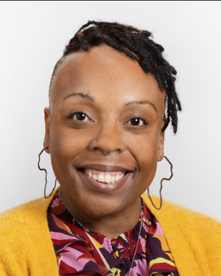 Photo of Dr. April McClellan, Marriage & Family Therapist, DSW, MS, LMFT