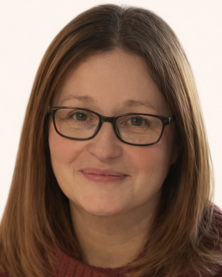 Photo of Lynda Peters, Counsellor, MBACP