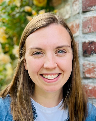 Photo of Erin Moore, Clinical Social Work/Therapist, LMSW