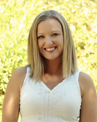 Photo of Alicia Ciccone, Licensed Professional Clinical Counselor, LPCC