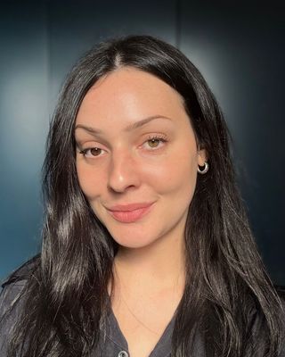 Photo of Naomi Singer, Psychotherapist, MSc, MBACP