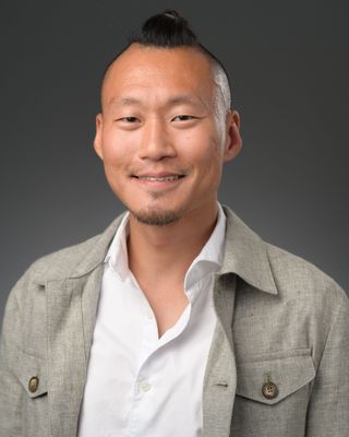Photo of Timothy Oh, Clinical Social Work/Therapist, LCSW