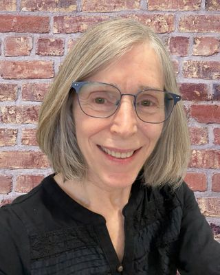 Photo of Kim Bowles, Clinical Social Work/Therapist, LICSW