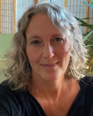 Photo of Shelly Warren, Clinical Social Work/Therapist, LICSW