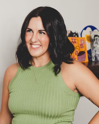 Photo of Lauren Bowering - InnerSpace Art Therapy, Registered Psychotherapist, BFA, DKATI, RP