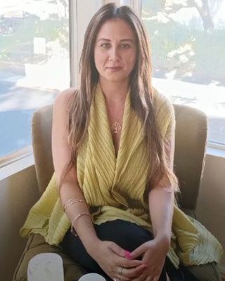 Photo of Alina Nejadian, Marriage & Family Therapist, LMFT