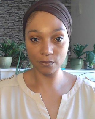 Photo of Sharon Facey, Psychotherapist, MA, MBACP