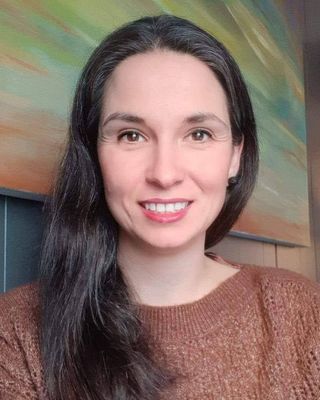 Photo of Tania Nicholls, Clinical Social Work/Therapist, MSW, RSW