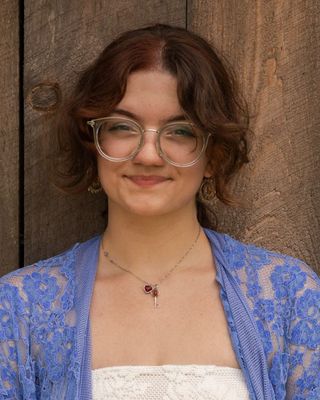 Photo of Sara Groves, Pre-Licensed Professional, Intern