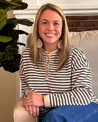 Photo of Desiree Waters, Clinical Social Work/Therapist, LLMSW