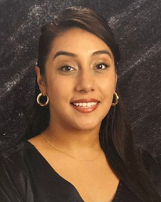 Photo of Corinna Castanon, Clinical Social Work/Therapist, LSW