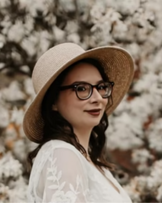 Photo of Jenifer Ollis, Clinical Social Work/Therapist, LICSW