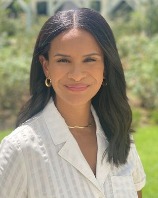 Photo of Jennifer Needham, Marriage & Family Therapist Associate, MA, AMFT