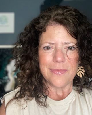 Photo of Stacey L Sanderson, Registered Psychotherapist, BSW, MA, RSW, RP