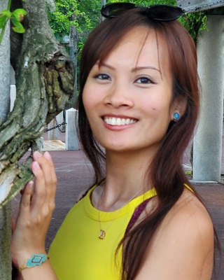 Photo of Trinh Nguyen, Counselor in East Windsor, NJ