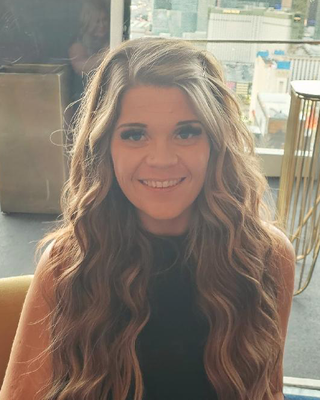 Photo of Amanda Birescik, Marriage & Family Therapist, LMFT